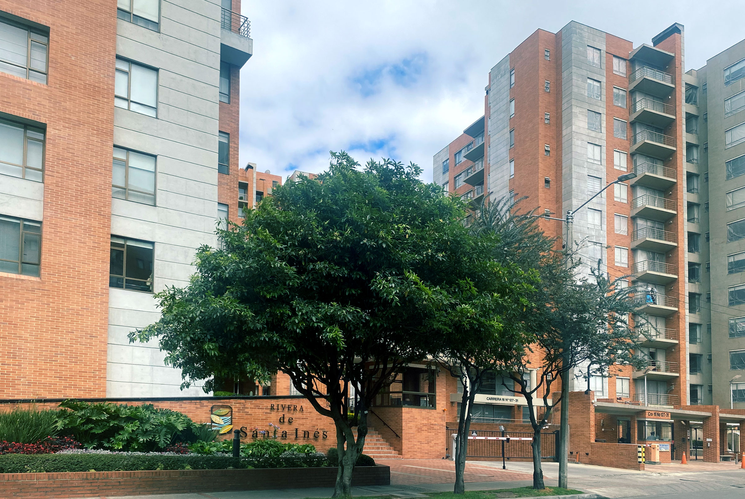 placeholder image-sq